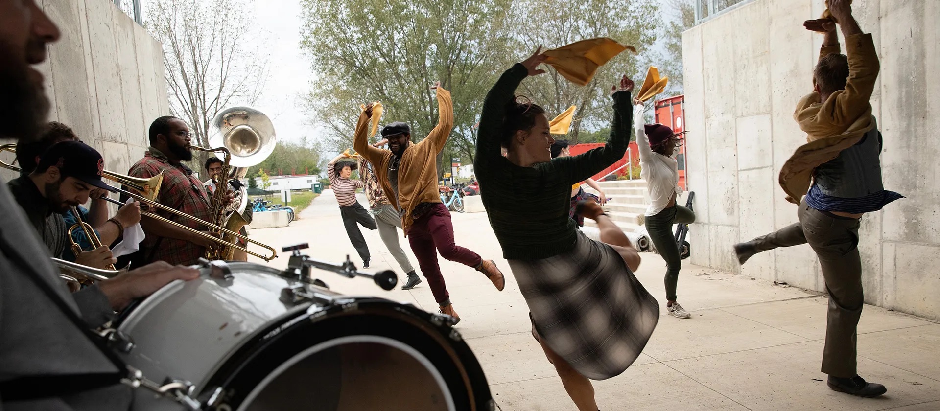 Dancers in the street